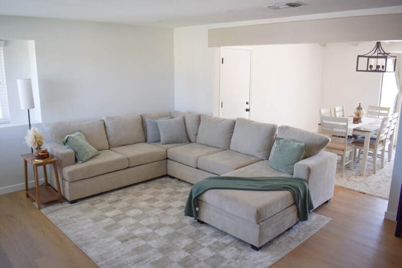 Building Photo - 4718 W Ave L-6