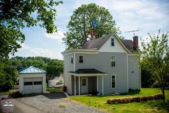 Building Photo - 4 Bed 1.5 Bath Single Family Home for Rent