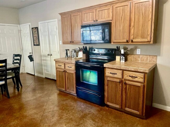 Building Photo - Charming 4/3 House Near Baylor!