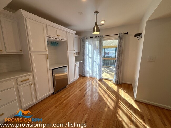 Building Photo - 1618 Bishop Rd