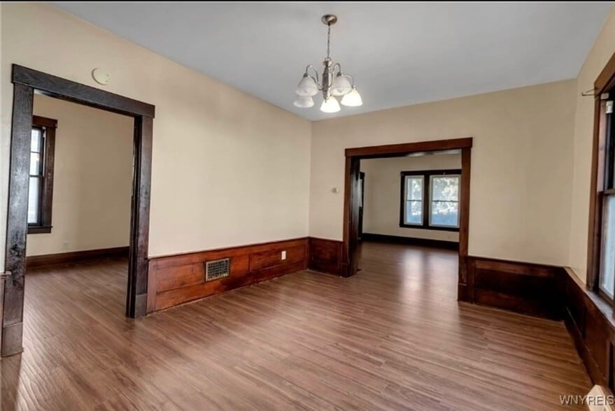 Building Photo - 137 Southside Pkwy