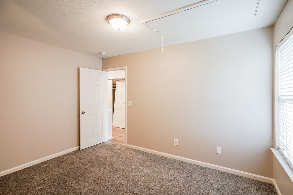 Building Photo - 1825 Lakewood Village Dr