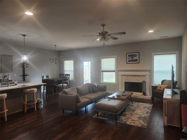 Building Photo - 1007 Old Quarters Rd