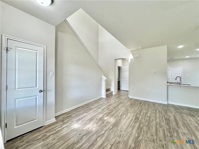 Building Photo - 1728 Cherokee Nation Trl