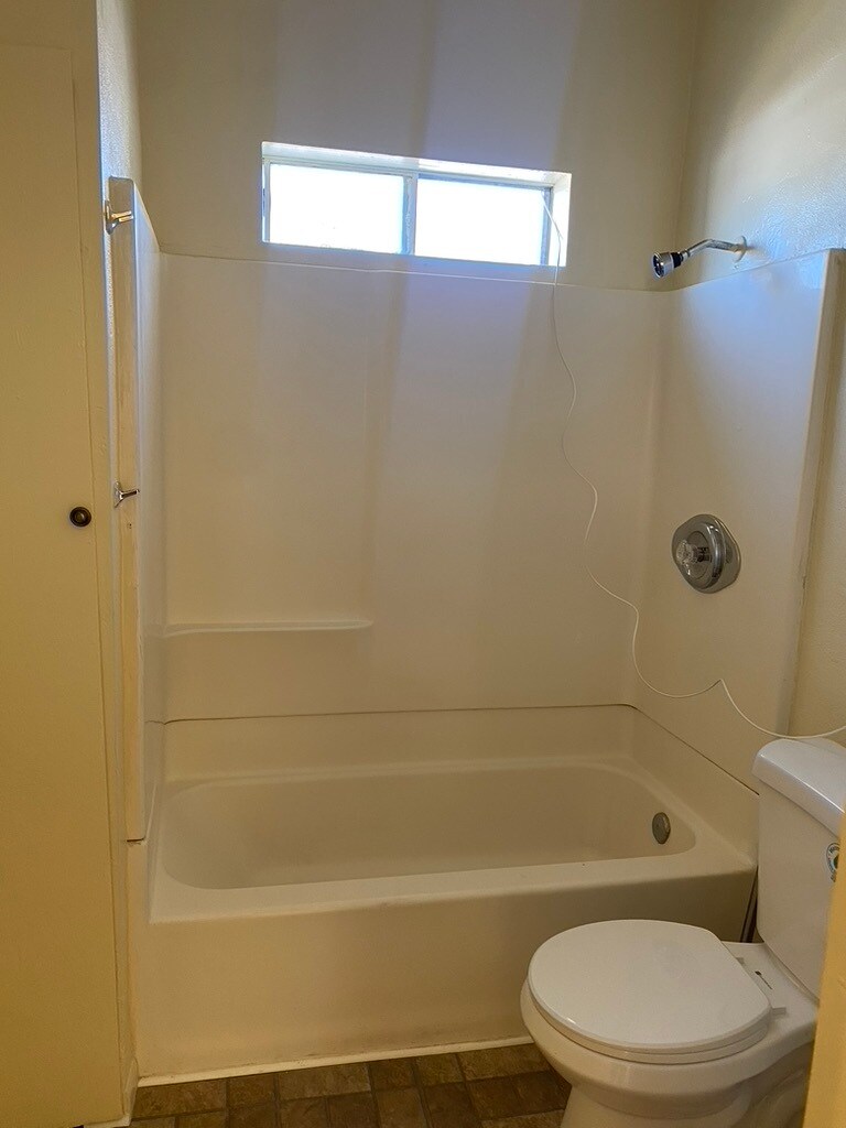 Bathroom - 3050 National Ave
