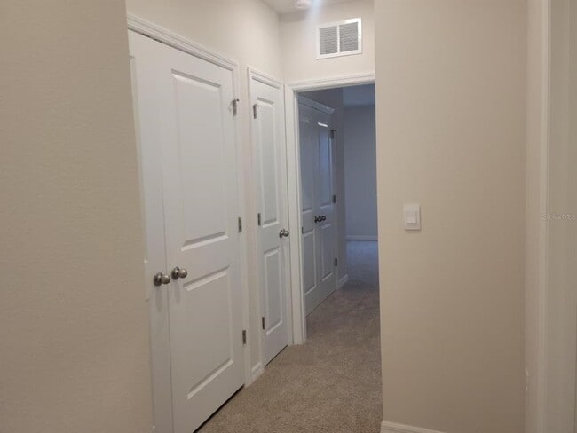 Building Photo - 11815 Davis Dr