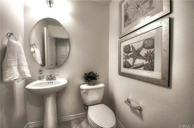 Building Photo - 31 Quartet-