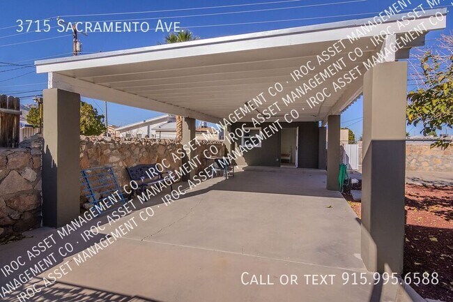 Building Photo - 3715 Sacramento Ave