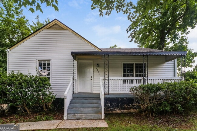 Primary Photo - 1255 Skyhaven Rd SE