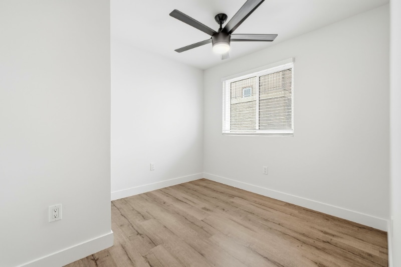 Building Photo - 5549 Fulcher Ave