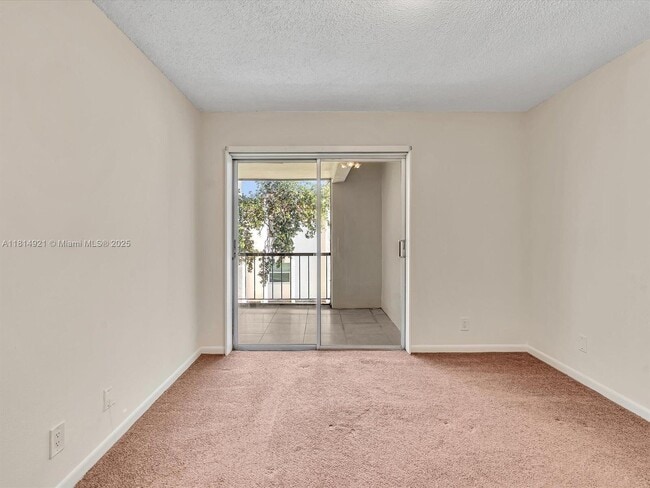 Building Photo - 614 NW 13th St