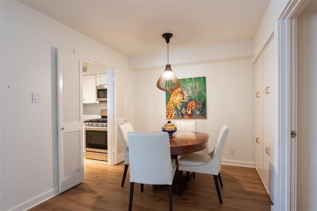 Building Photo - 7920 Rockwood Ln