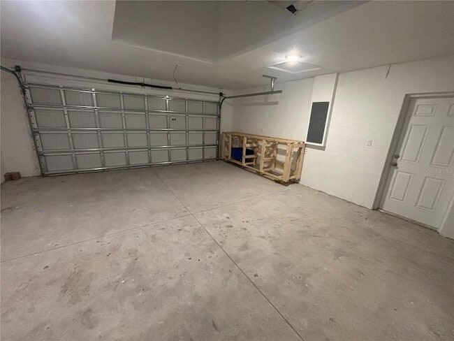 Building Photo - 6589 N Bedstrow Blvd