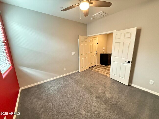 Building Photo - 21217 W Granada Rd