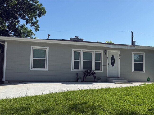 Building Photo - 3834 Rosedale St