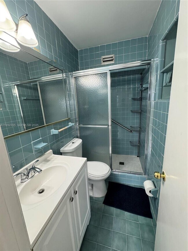 Building Photo - 9111 SW 20th St