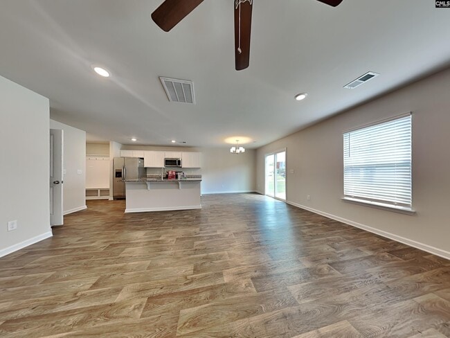 Building Photo - 461 Blue Garden Wy