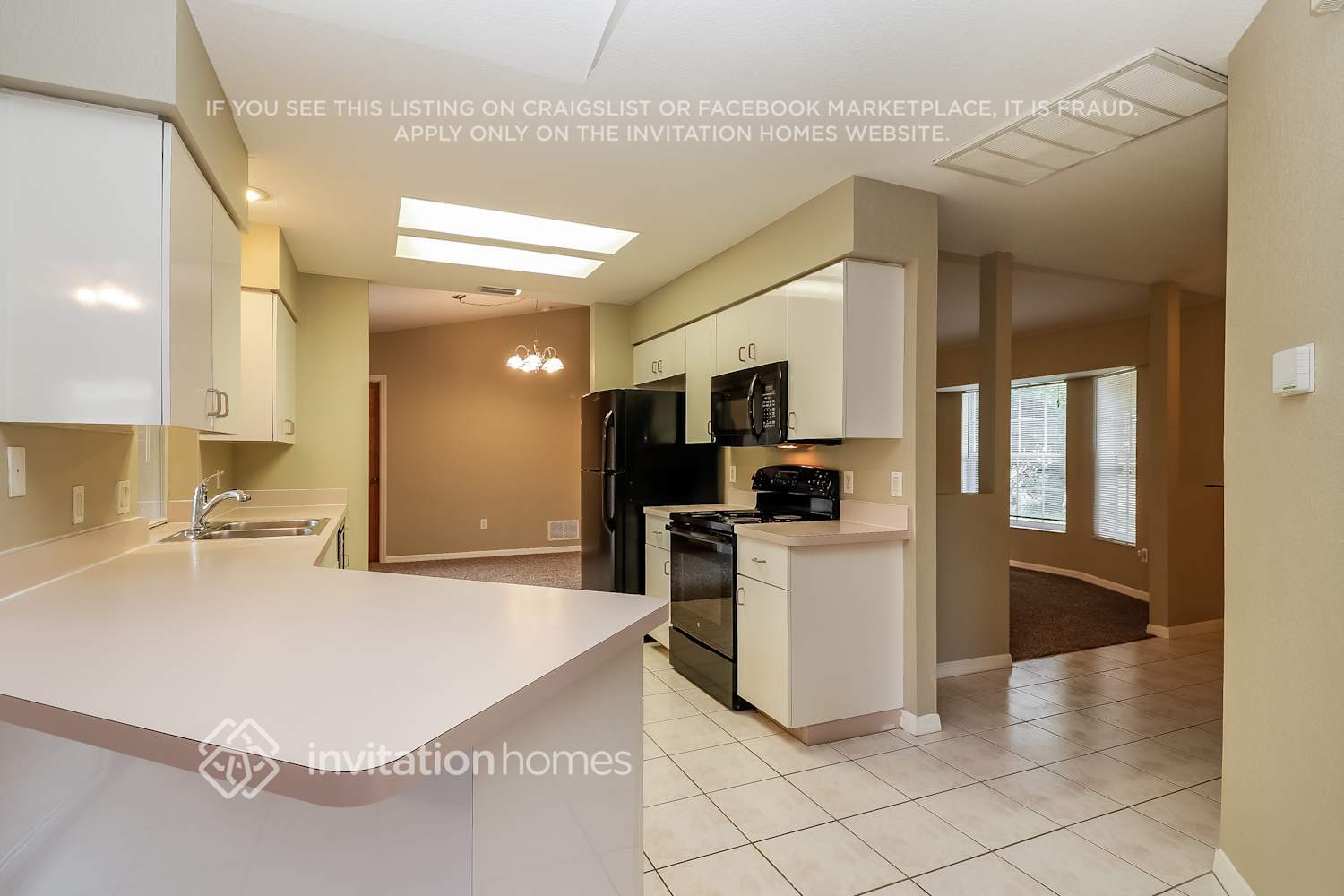 Building Photo - 469 Dorchester St