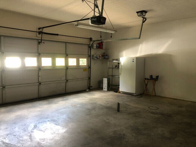 Building Photo - 635 Wrights Mill Rd