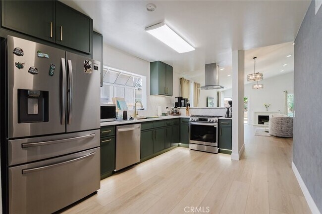 Building Photo - 23128 Calvello Dr
