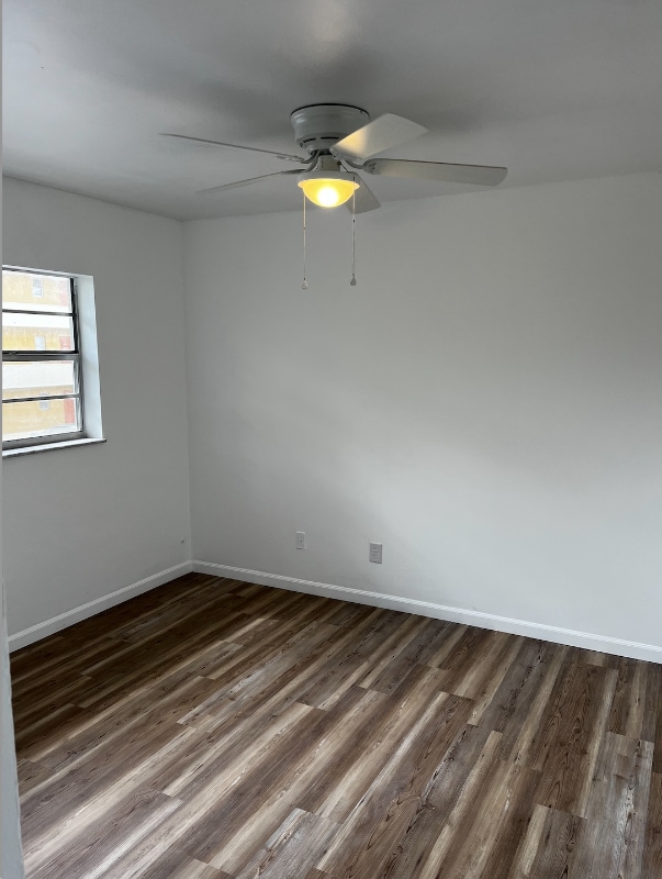 Building Photo - 1895 40th Ave