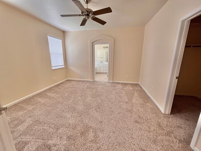 Building Photo - Beautifully Remodeled 4-Bedroom, 2.5 Bath ...