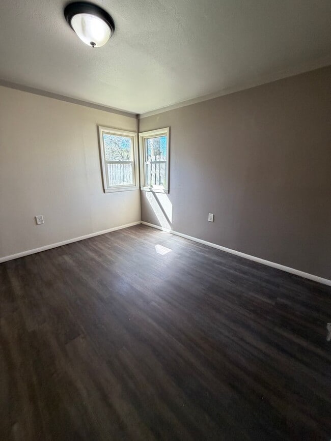 Building Photo - Newly Remodeled 3Bed/ 1Bath