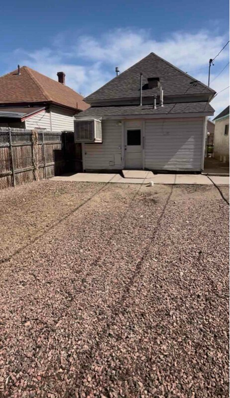 Building Photo - 1217 Taylor Ave