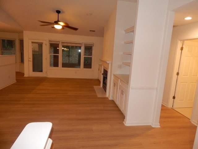 Building Photo - 620 Downs Loop