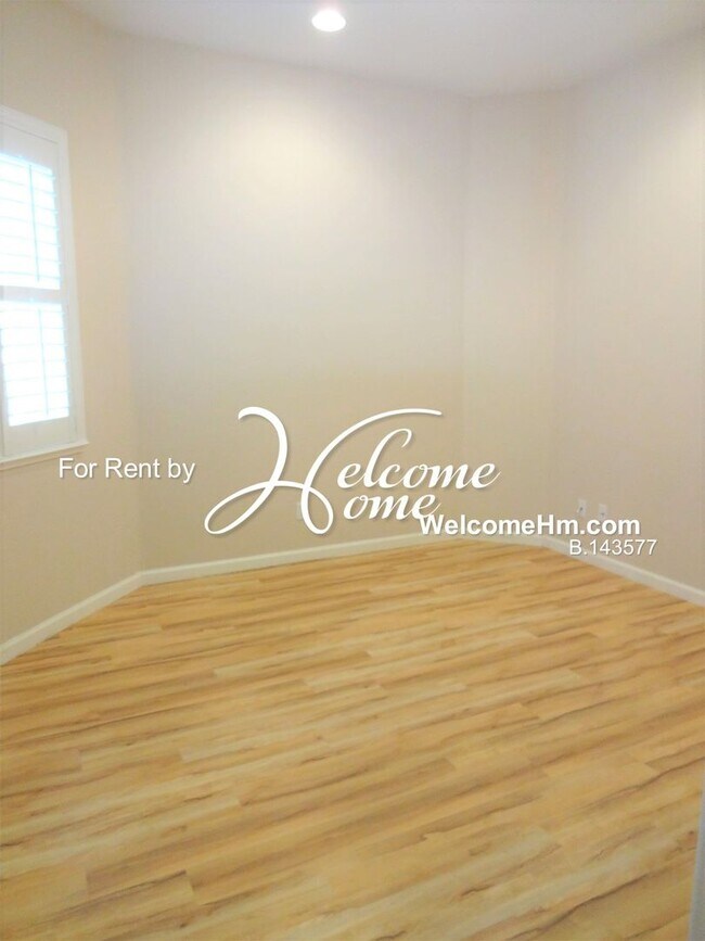 Building Photo - 10525 Baton Ct