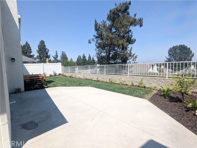 Building Photo - 6 Parkwood