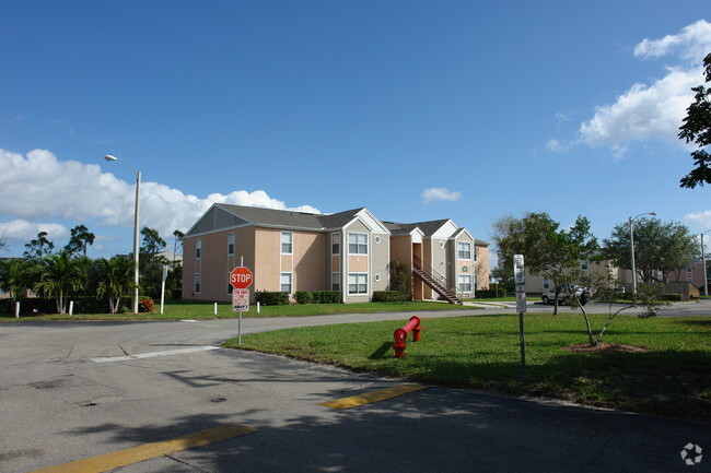 Building Photo - Ocean Pointe