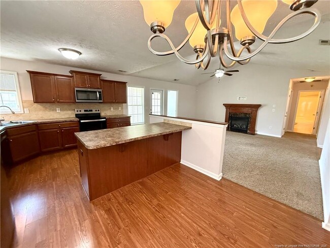 Building Photo - 2513 Hunting Bow Dr