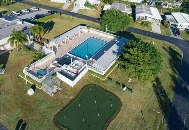 Building Photo - 8888 Kings Dr