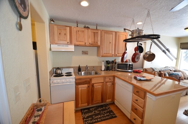 Building Photo - 410 Tenderfoot St