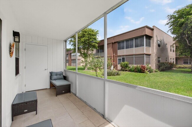 Building Photo - 406 Piedmont I