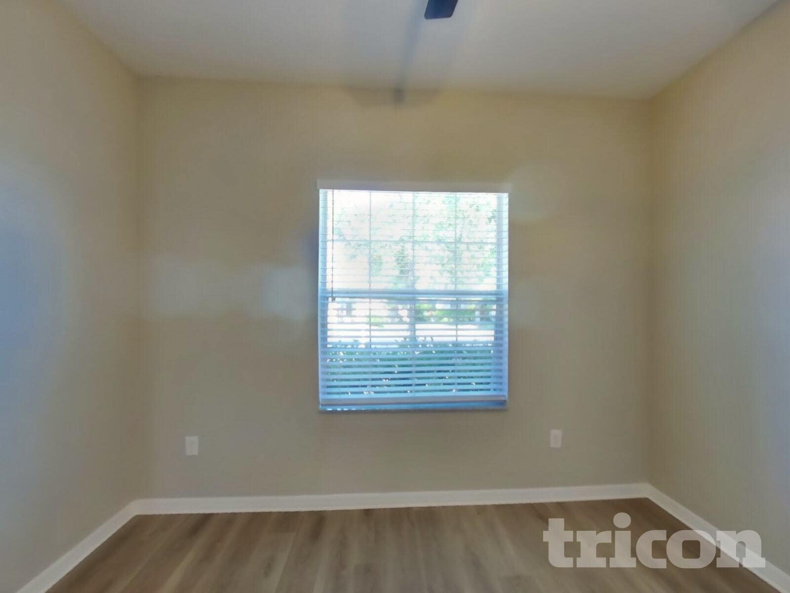 Building Photo - 3921 Langdrum Dr