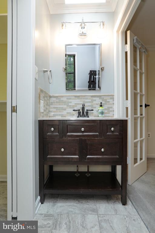 Building Photo - 5440 Barrister Pl