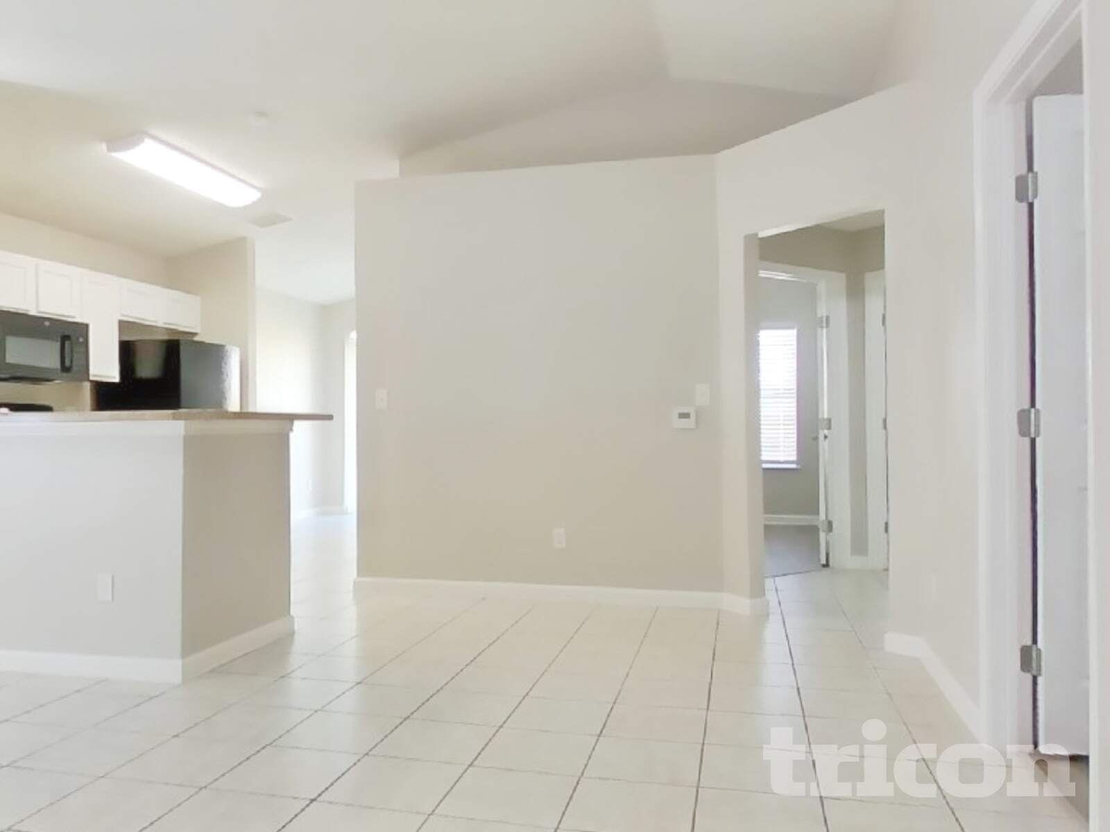 Building Photo - 3146 Boynton Dr