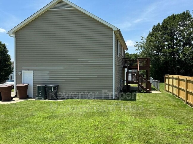 Building Photo - 307 Mt Olive Dr