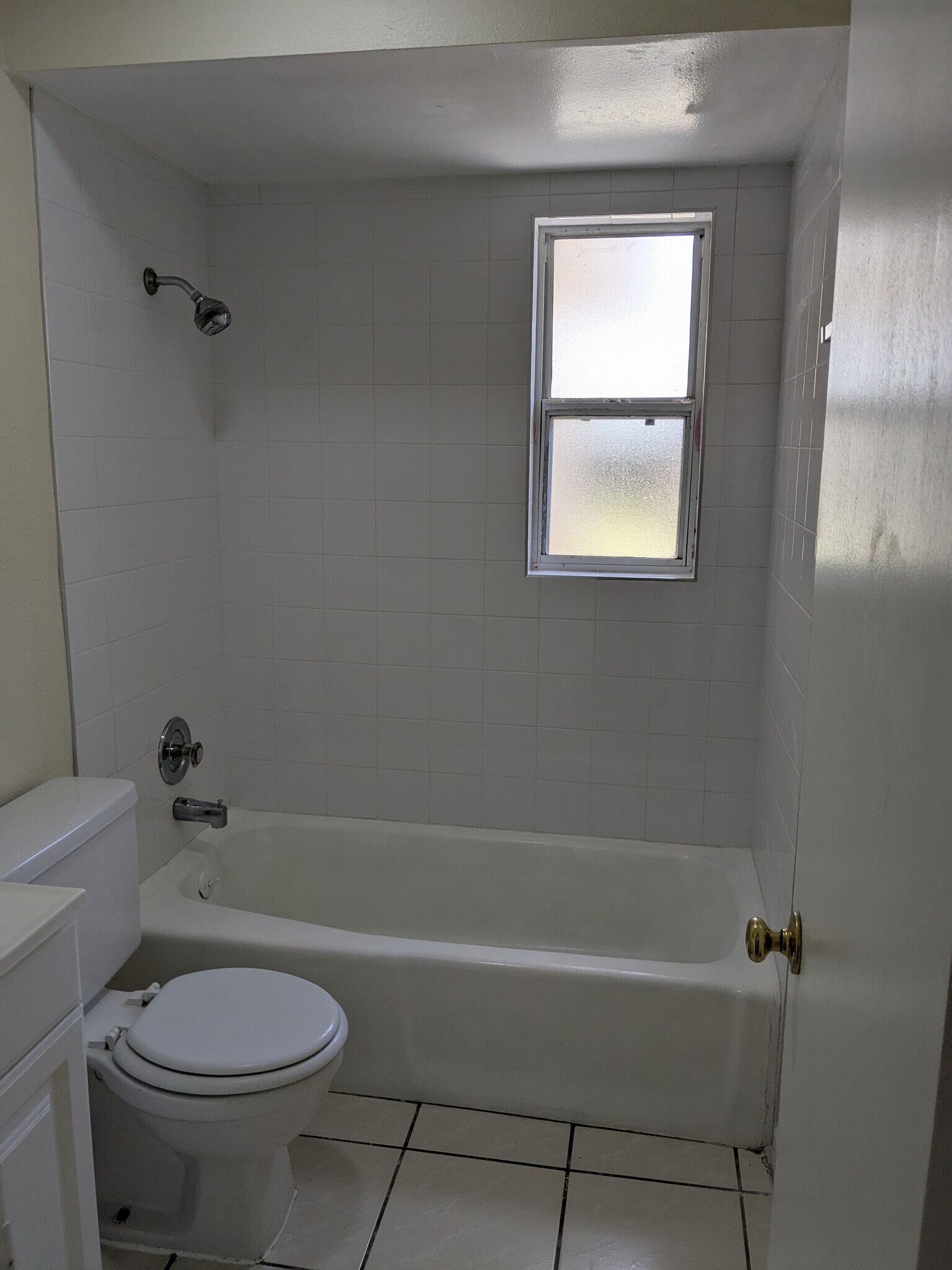 Guest Bathroom - 2808 52nd ave dr w