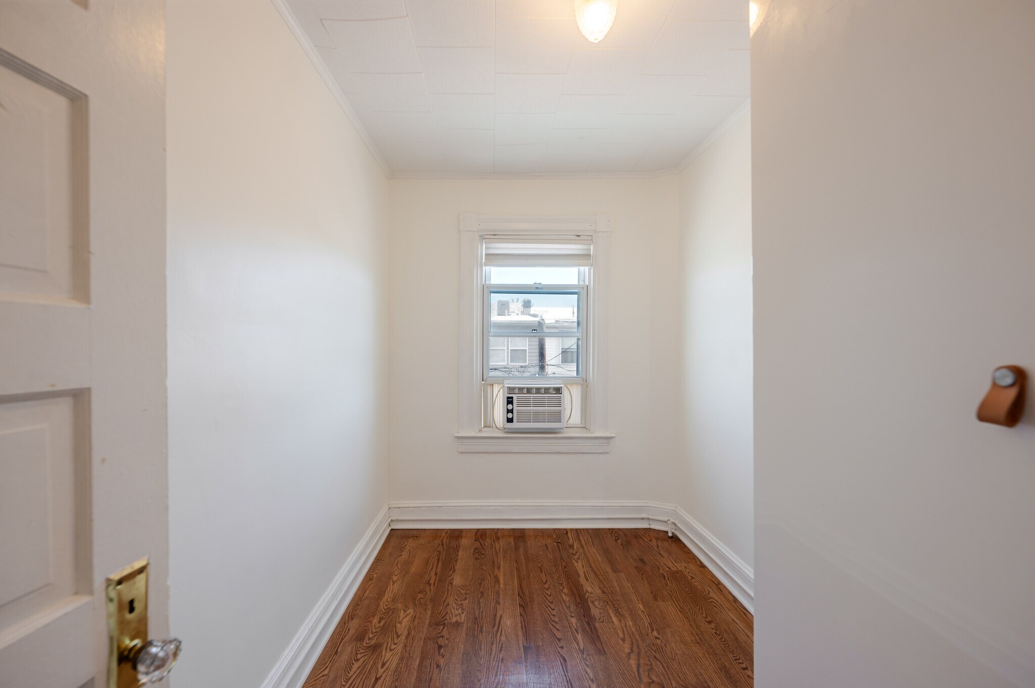 Building Photo - 1109 Abbey Pl NE