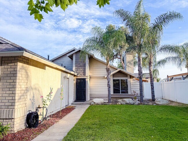 Building Photo - 25409 Beantree Ct