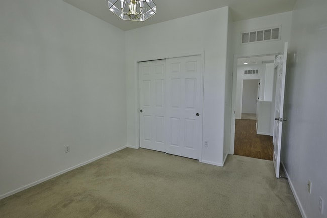 Building Photo - $500.00 OFF FIRST MONTH RENT!!!! NORTH RANCHO SAHUARITA!!!!!!!!!