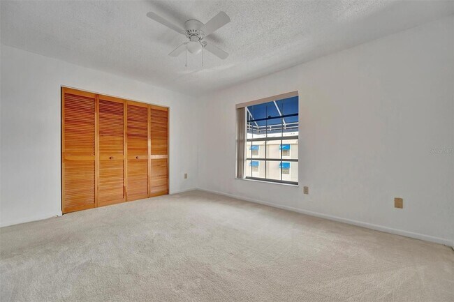 Building Photo - 745 Pinellas Bayway S