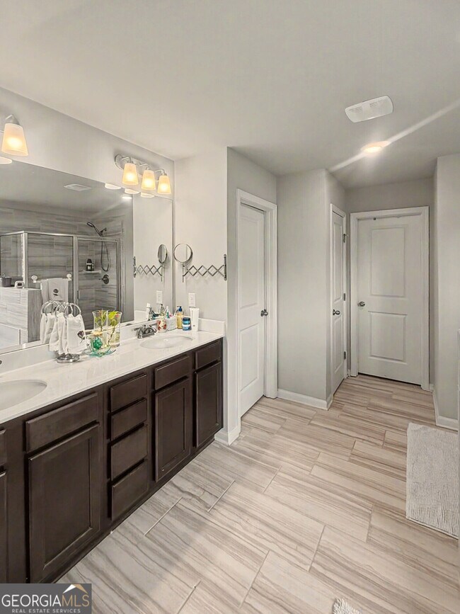 Building Photo - 369 Auburn Crossing Dr
