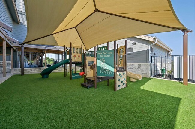 Building Photo - 2111 Speidel Dr