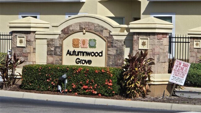 Building Photo - 4085 Shadetree Ln