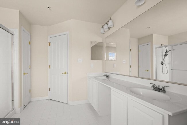 Building Photo - 618 Berwick Ct