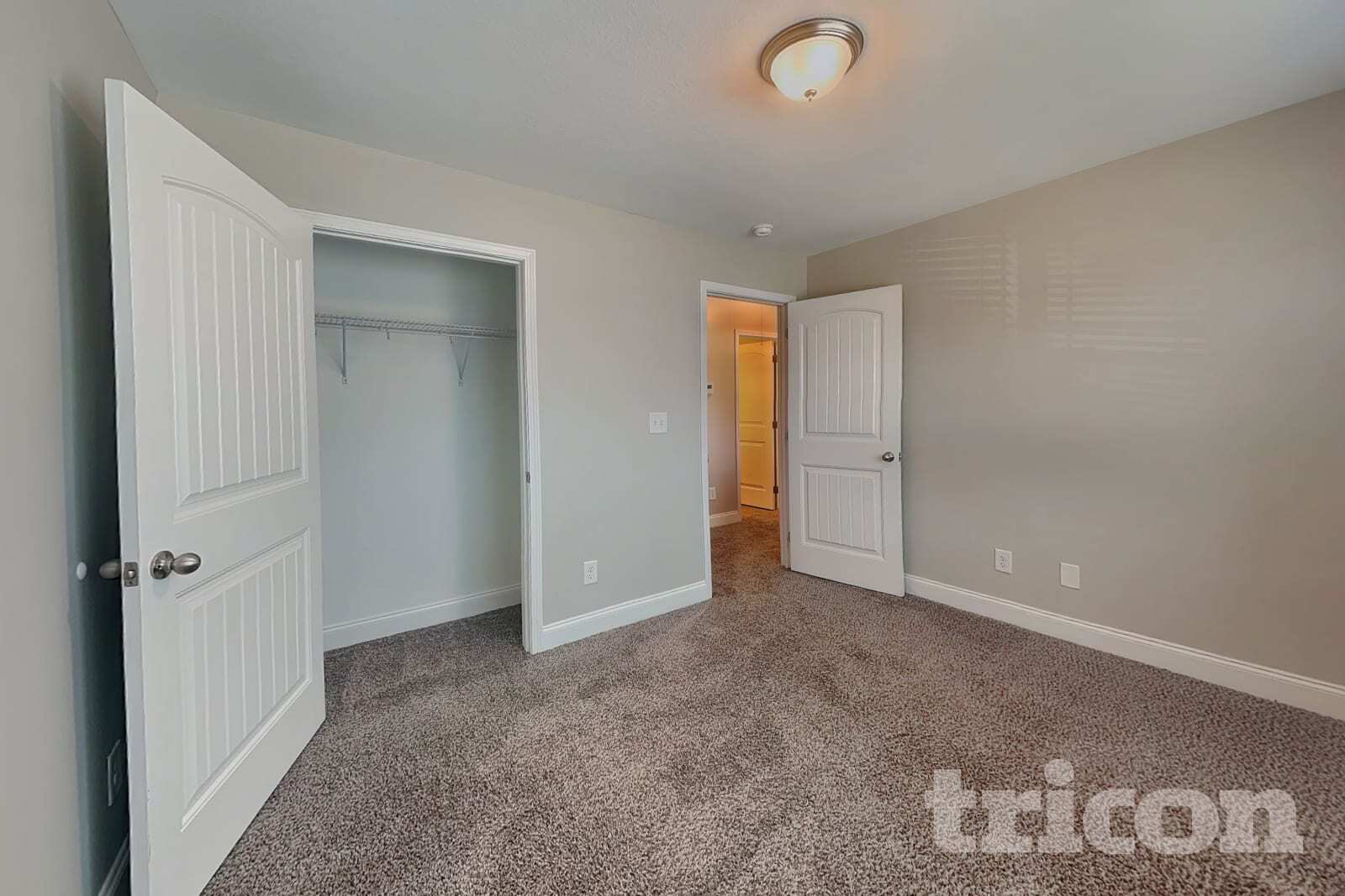 Building Photo - 513 Sourwood Dr